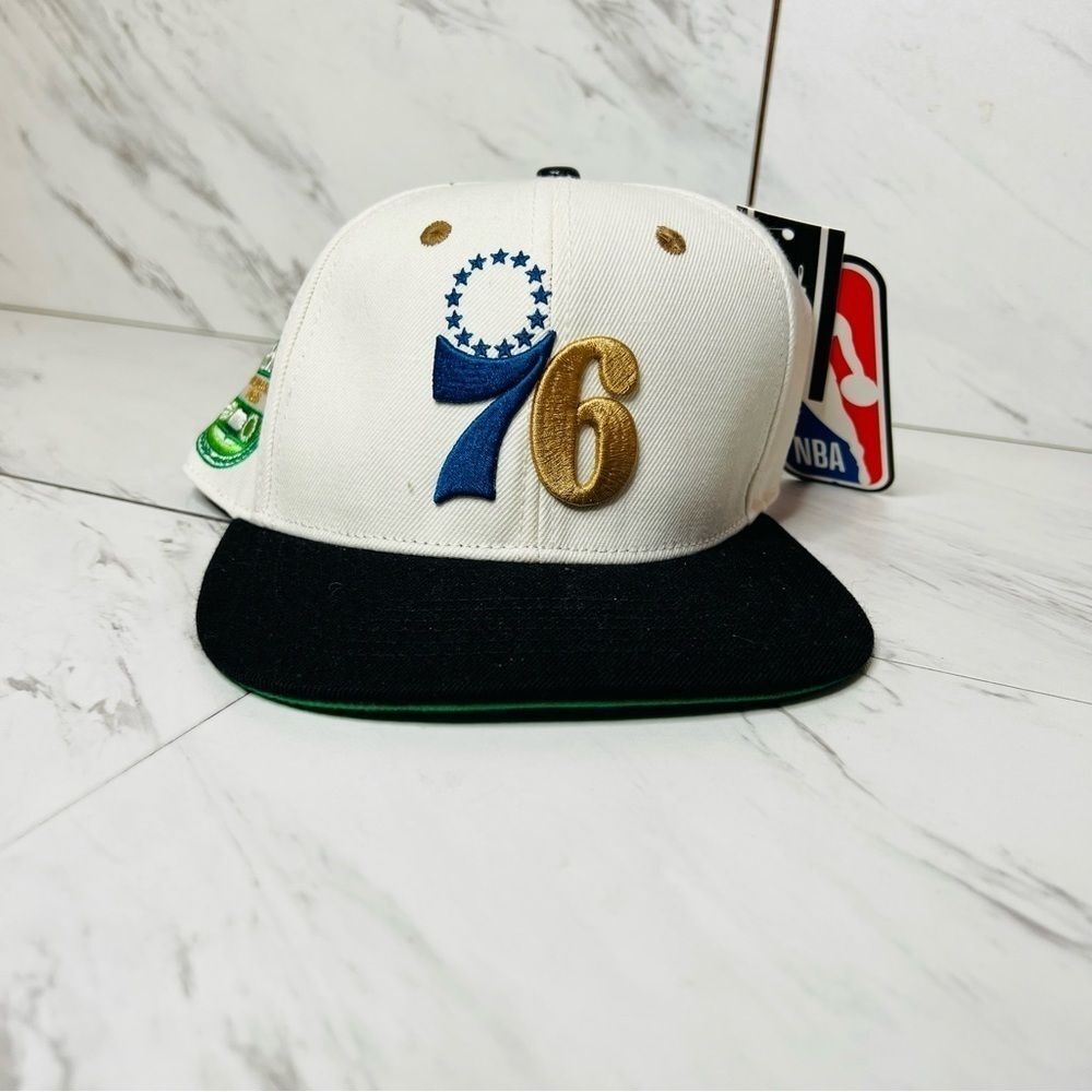 Pro Standard Philadelphia 76ers NBA Gold Embroidered Cream Snapback Hat NWT